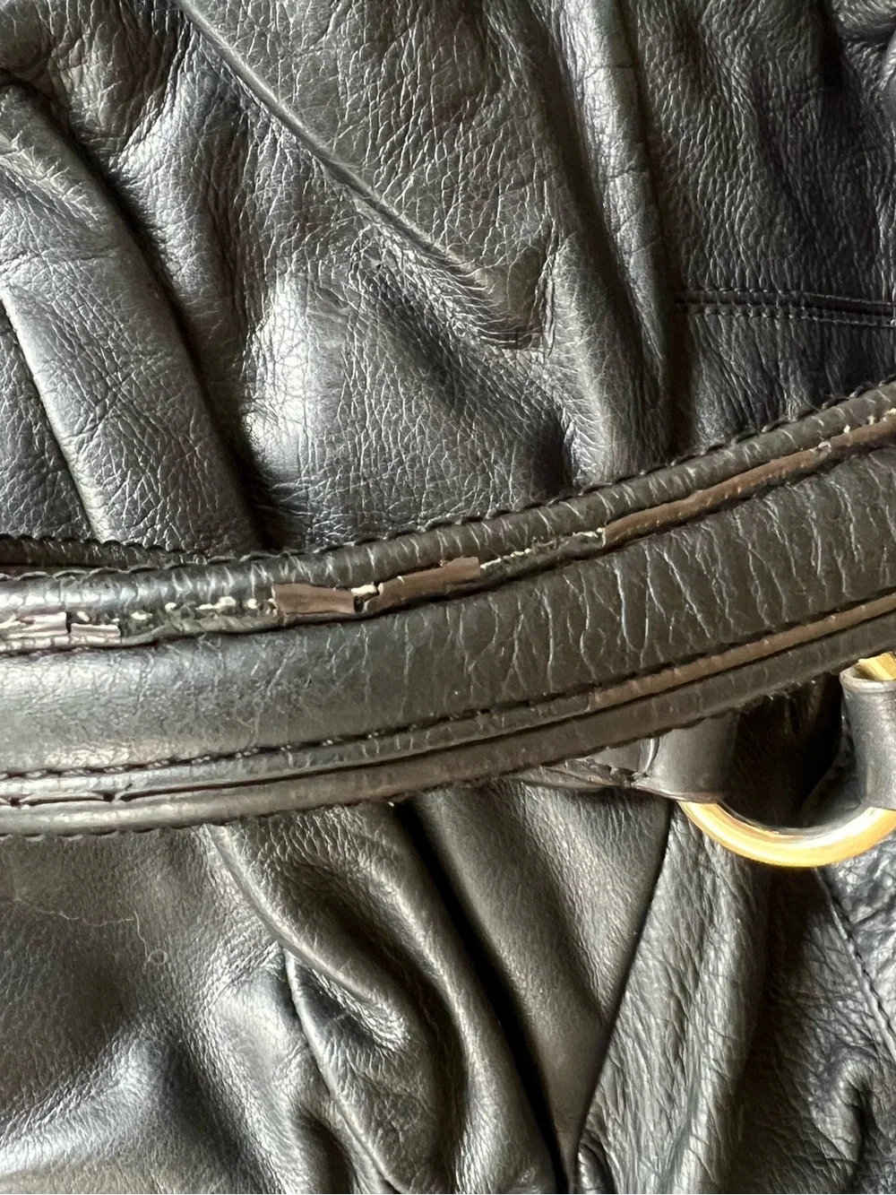 B. Makowsky Black Pebbled Leather Slouchy Hobo Shoulder Bag Y2K Gold Buckle